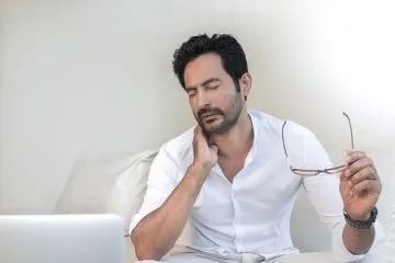 מטפלים בכאבי צוואר